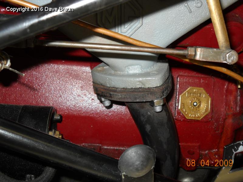 MGTD15470/On Going Maintenance/Exhaust Maintenance/Exhaust Manifold Nuts 01